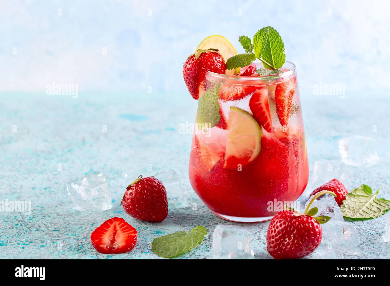 Limonade aux fraises d'été. Banque D'Images