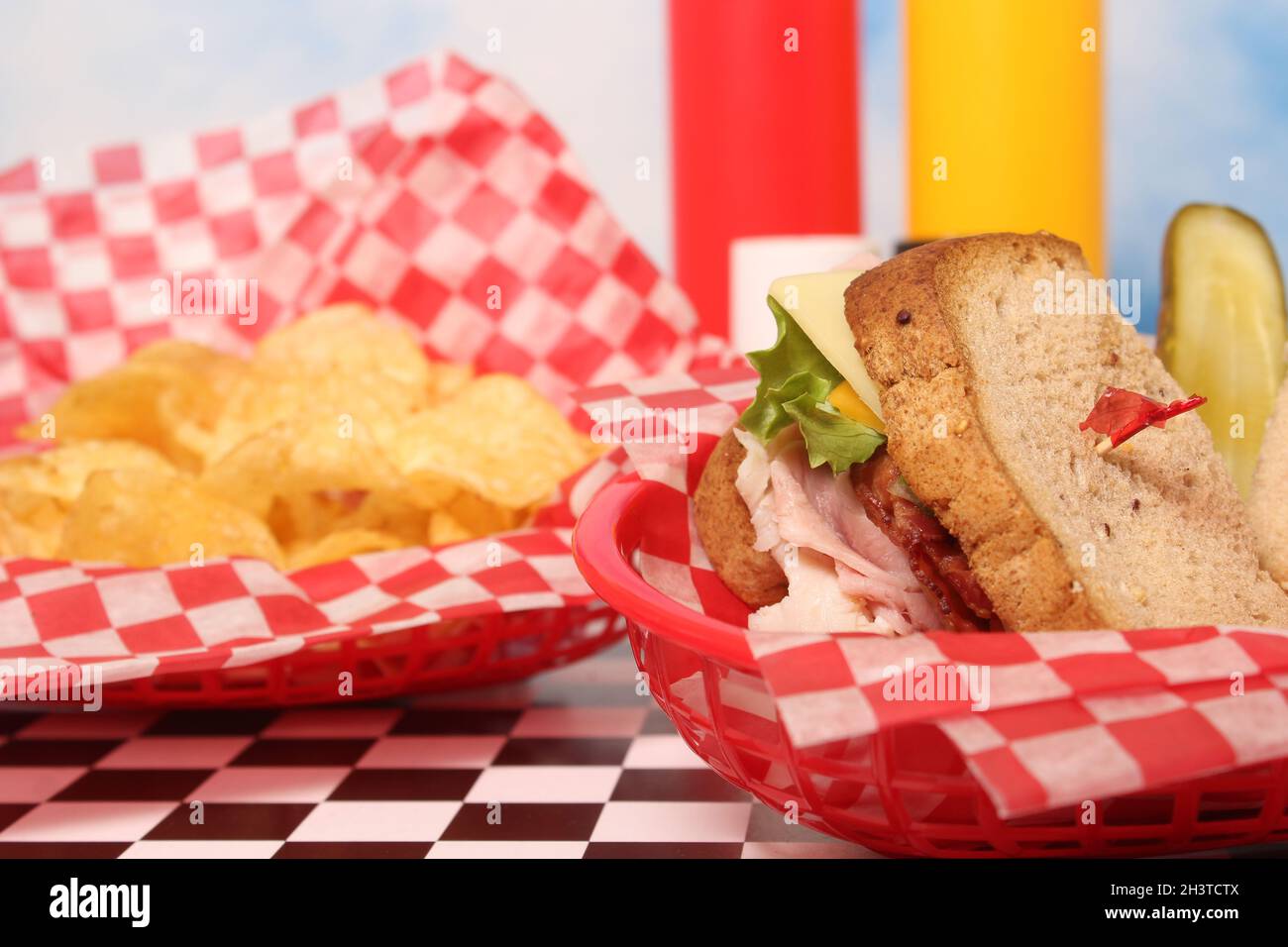 Club Sandwich sur du pain sans gluten au Retro Diner Cafe Banque D'Images