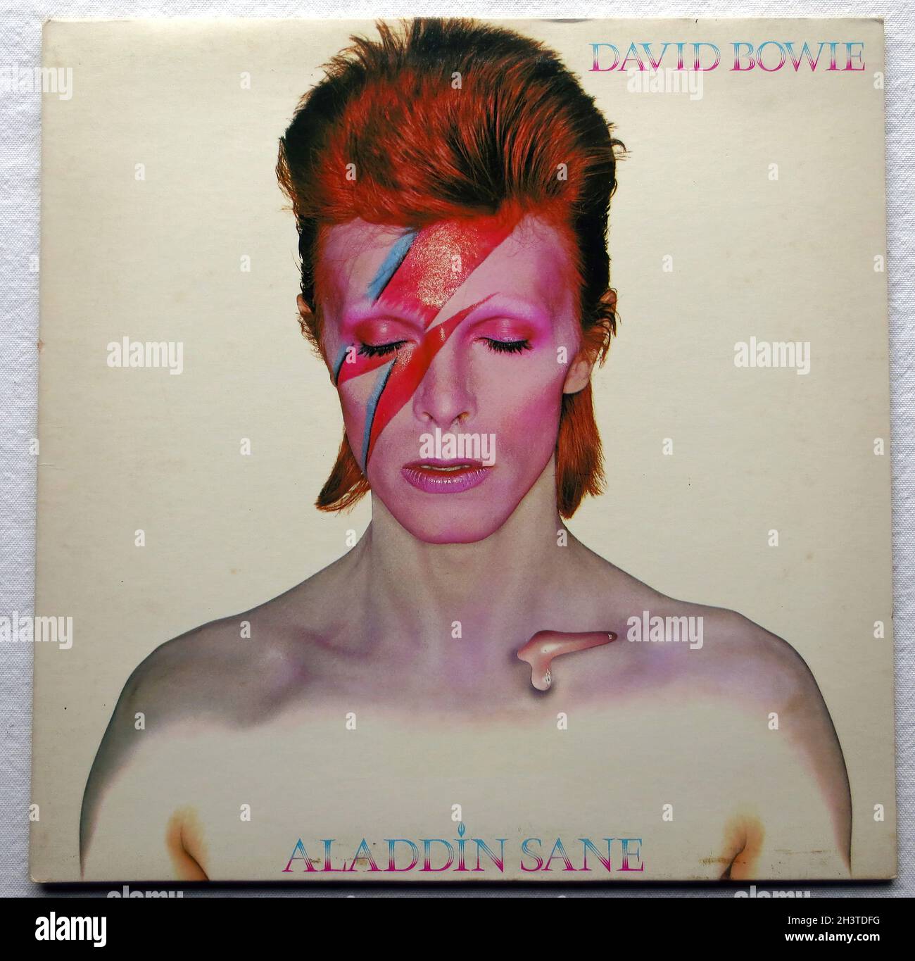 David Bowie 1973 Aladdin Sane LP Vintage Vinyl 1970s Record Album 1 - Original Vinyl Record Banque D'Images