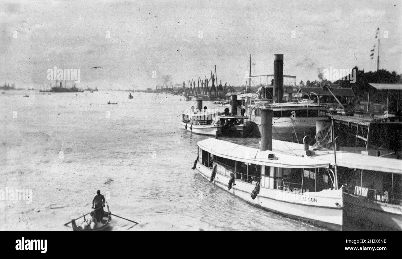 Bateaux dans le port de Rangoon, 1909. Banque D'Images