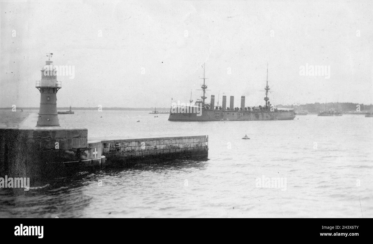 Navire non identifié entrant dans le port de Columbo, Sri Lanka, 1909. Banque D'Images