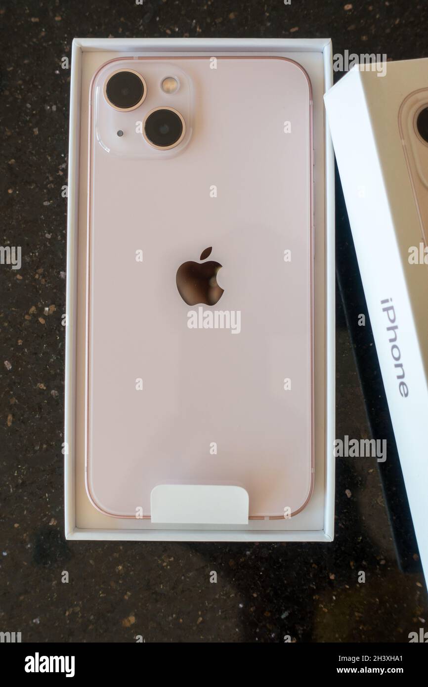 IPhone 13 fabriqué par Apple Banque D'Images