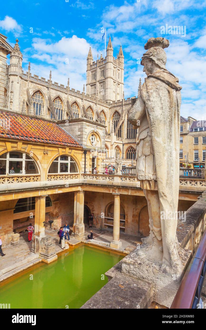 Vue sur les thermes romains et l'abbaye de Bath, Bath, Somerset, Royaume-Uni Banque D'Images