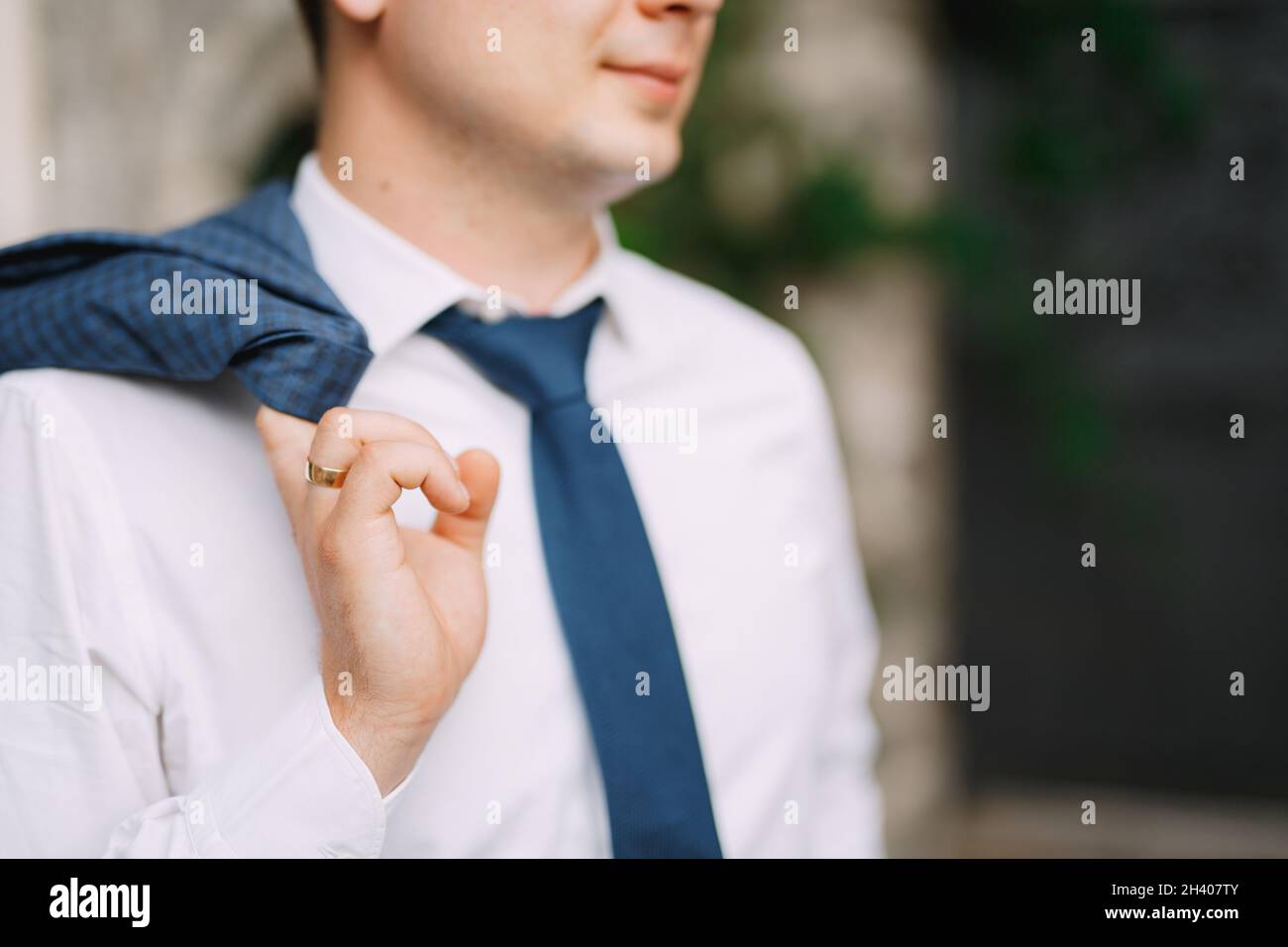 Veste chemise traditionnelle Banque de photographies et d'images à haute  résolution - Alamy