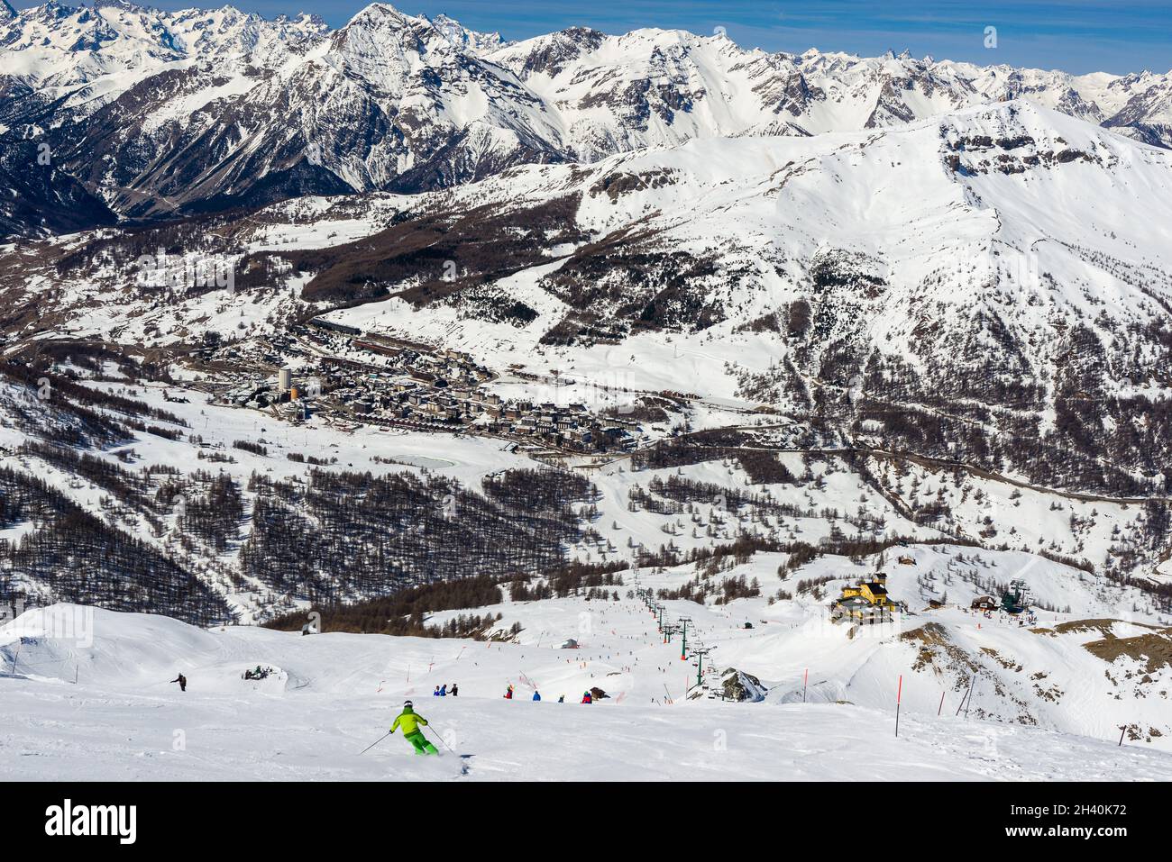 Pistes de ski dans la via Lattea Banque D'Images