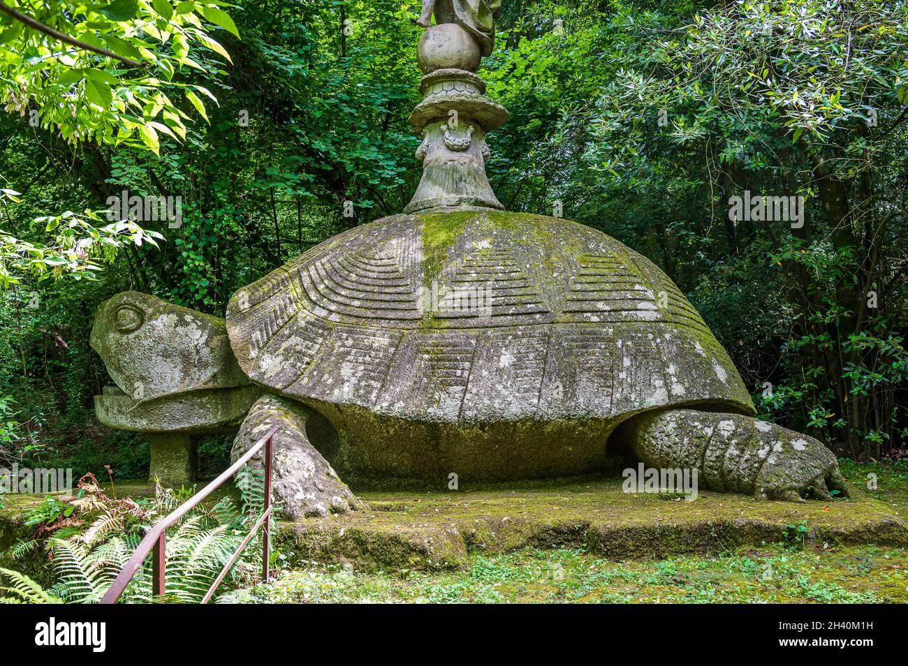 La Tortue dans la Vallée Sacrée de Bomarzo Banque D'Images