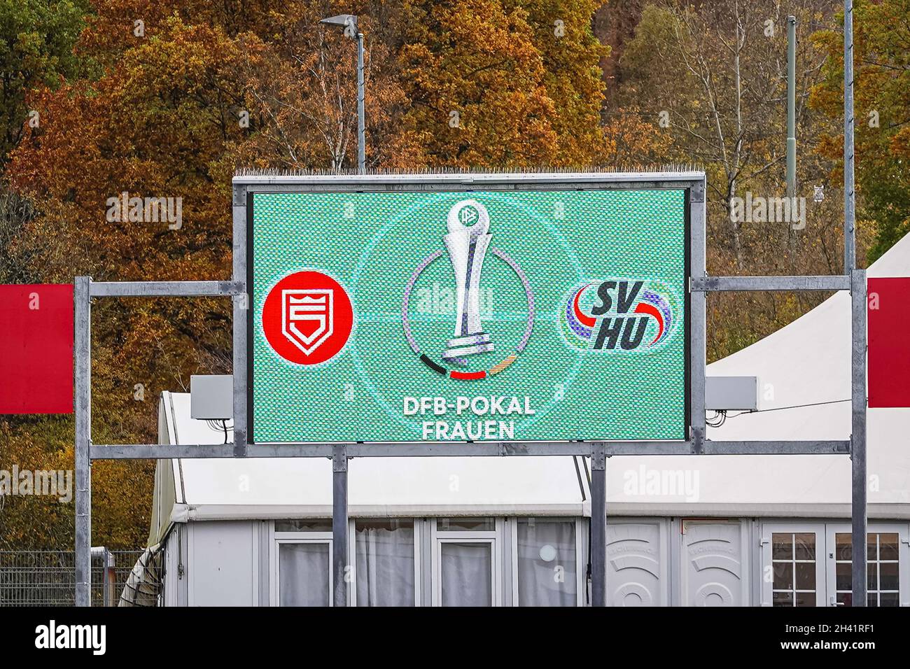 Siegen, Allemagne, 31 octobre 20 classement des scores avant le match du troisième tour DFB-Pokal 2021/2022 entre Sportfreunde Siegen et SV Henstedt-Ulzburg au stade LeimbachStadium à Siegen, en Allemagne.Norina Toenges/Sports Press Phot Banque D'Images