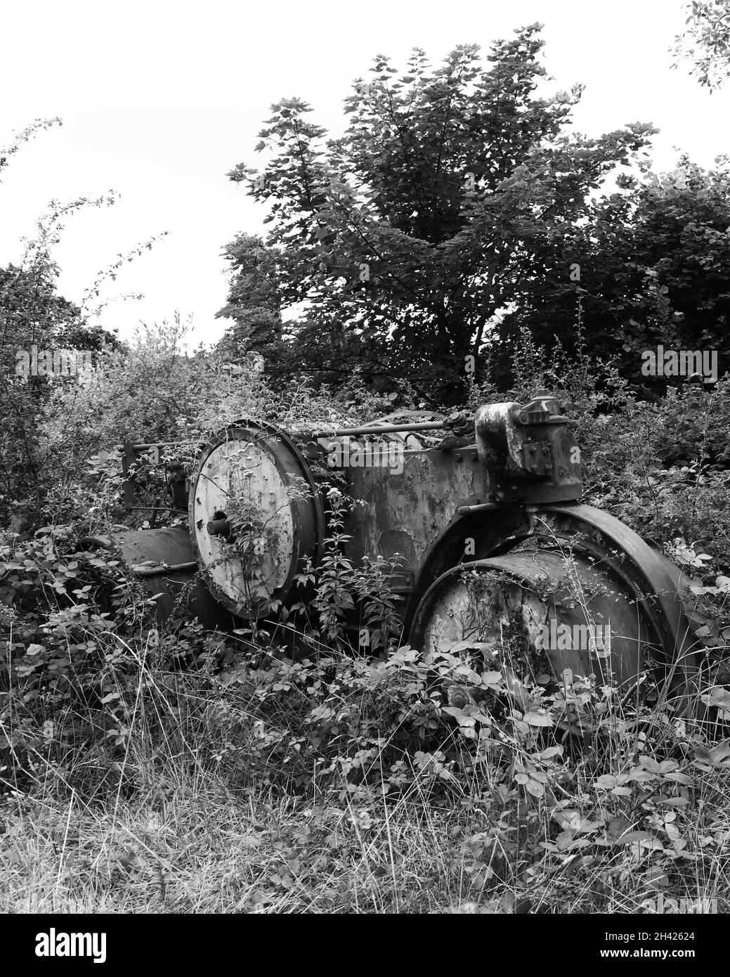 Août 2021 - Rusty dereliction industrielle dans le sud du pays de Galles Banque D'Images