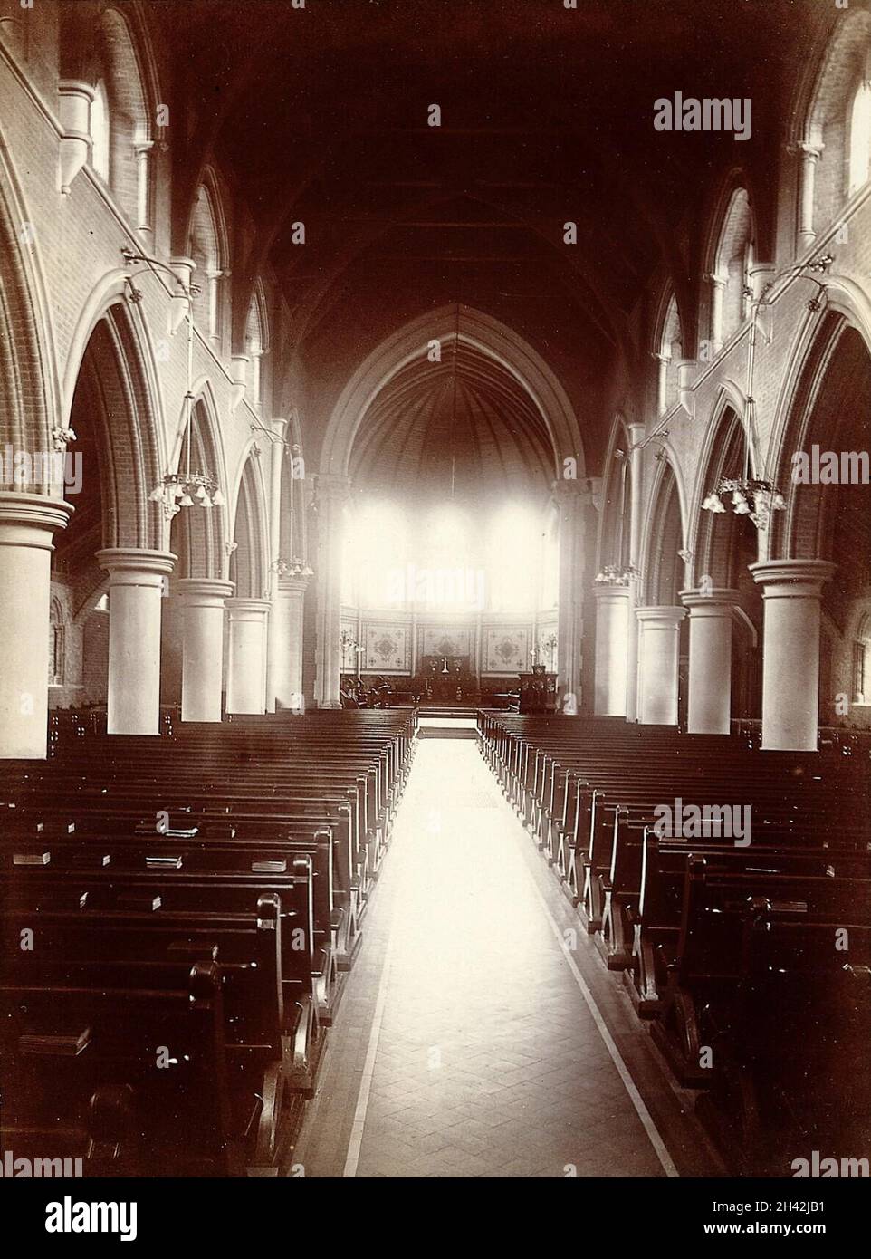 Claybury Asylum, Woodford, Essex : la chapelle.Photo de London & County Photographic Co., [1893?]. Banque D'Images