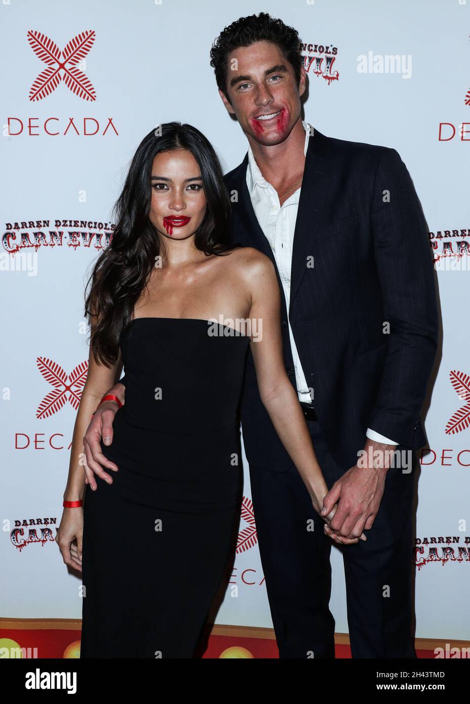 Bel Air, États-Unis.30 octobre 2021.BEL AIR, LOS ANGELES, CALIFORNIE, ÉTATS-UNIS - OCTOBRE 30 :Le mannequin Kelsey Merritt et le petit ami/nageur Conor Dwyer arrivent à la fête d'Halloween CARN*EVIL de Darren Dzienciol présentée par Decada et animée par Alessandra Ambrosio avec des représentations en direct de Doja Cat et BIA Powered by Geojam and Butter Bun tenue dans une résidence privée le 30 octobre 2021 à Bel Air, Los Angeles,Californie, États-Unis.(Photo de Xavier Collin/image Press Agency/Sipa USA) crédit: SIPA USA/Alay Live News Banque D'Images