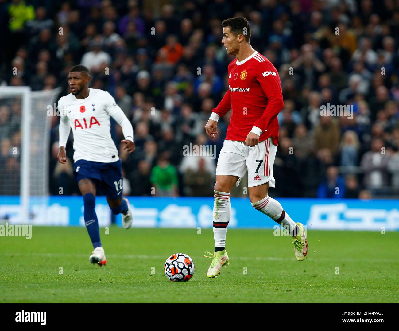 Londres, Angleterre - 30 OCTOBRE : Cristiano Ronaldo de Manchester United pendant la première ligue entre Tottenham Hotspur et Manchester United à Tottenha Banque D'Images