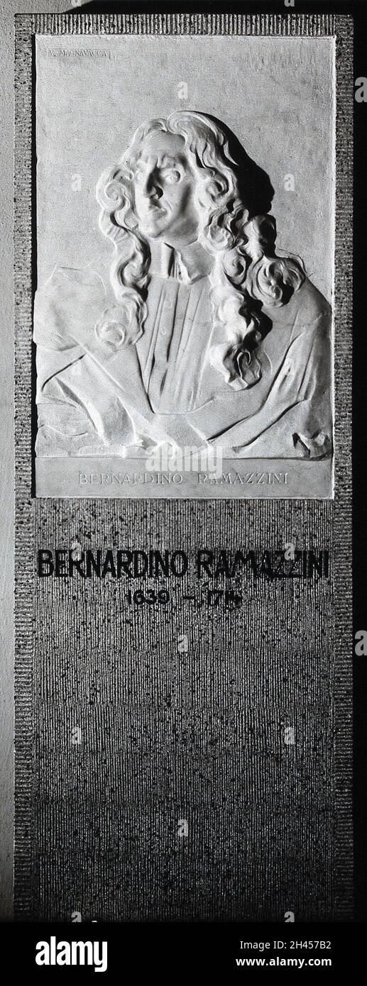 Bernardino Ramazzini.Photographie après un bas-relief. Banque D'Images