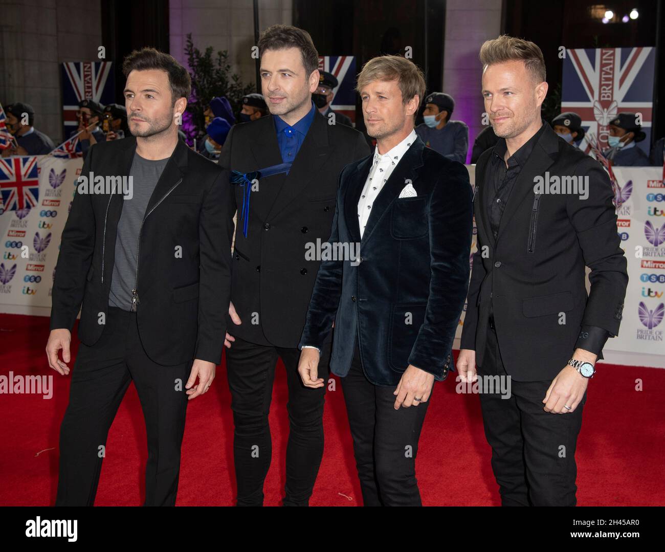 LONDRES - ANGLETERRE 30 OCT: Westlife (L-R) Shane Filan, Mark Feehily, Nicky Bryne et Kian Egan assistent aux prix Pride of Britain en partenariat avec TS Banque D'Images