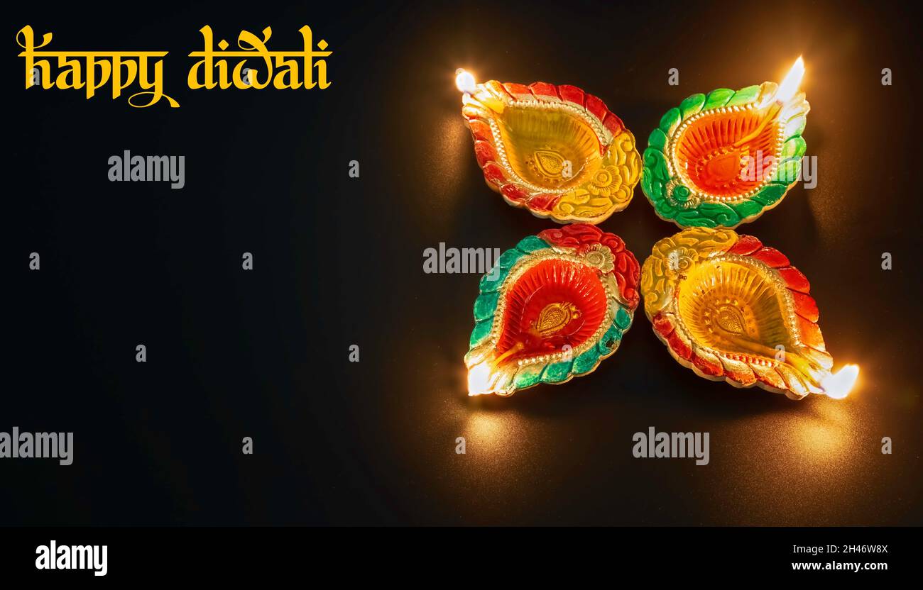 Classique Diwali Clay Diya lampes contenu de fond avec espace de copie Banque D'Images