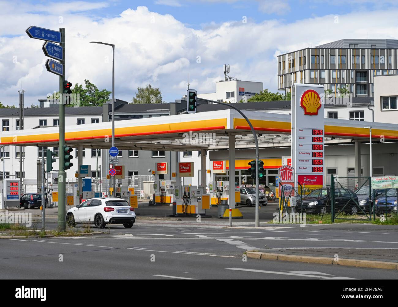 Shell Tankstelle, Sachsendamm, Schöneberg, Tempelhof-Schöneberg, Berlin,Allemagne Banque D'Images