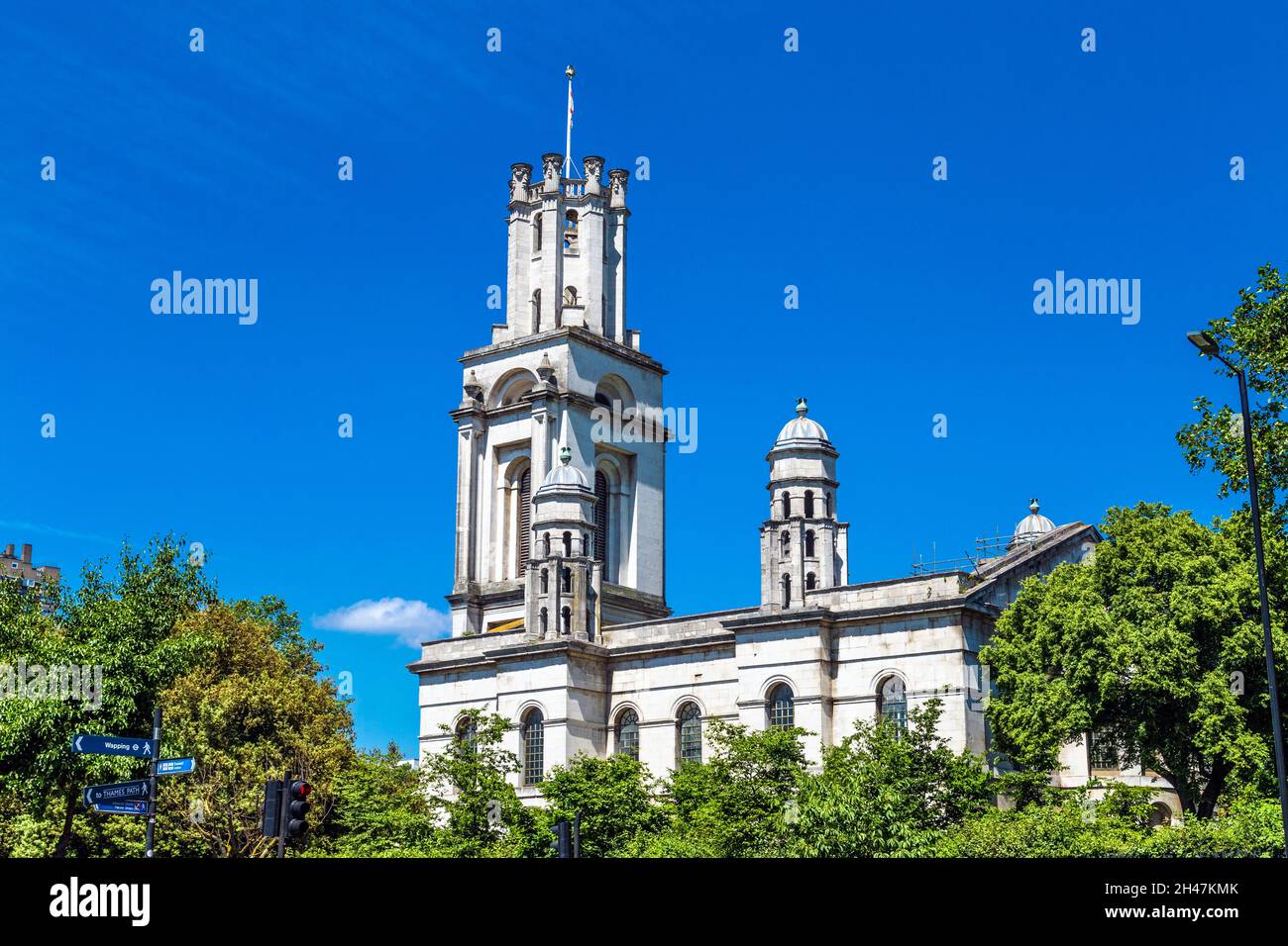 Église Saint-Georges du XVIIIe siècle à l'est par Nicholas Hawksmoor , Shadwell, Londres, Angleterre, Royaume-Uni Banque D'Images