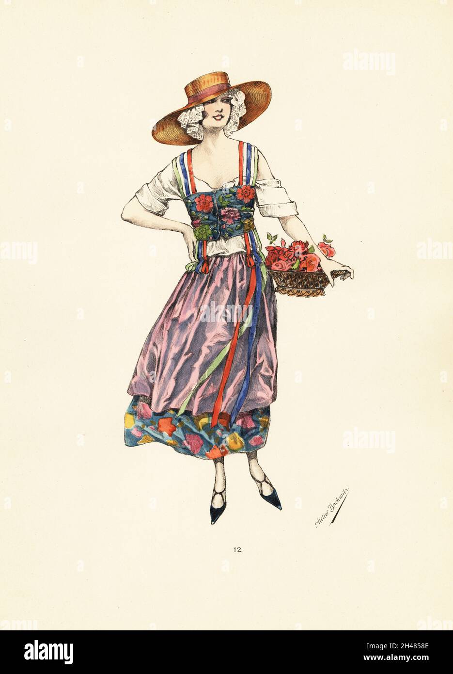 Femme en costume de fantaisie comme jardinier.En chapeau de paille, robe de taffetas de gobelin bleu, corsage de soie avec rubans, blouse de lin blanc, panier de fleurs.Lithographie pochorale de couleur main du Carnaval parisien, Volume 10, une édition spéciale du chic parisien, publiée par atelier Bachwitz, Vienne, 1920. Banque D'Images