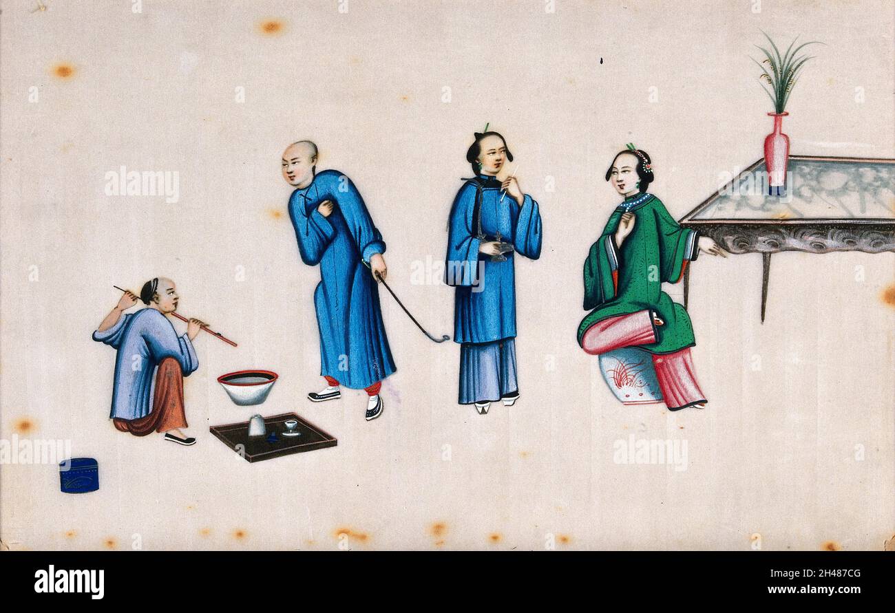 Deux hommes chinois et deux femmes fument à partir de pipes.Gouache peinture sur papier de riz, 18--? Banque D'Images
