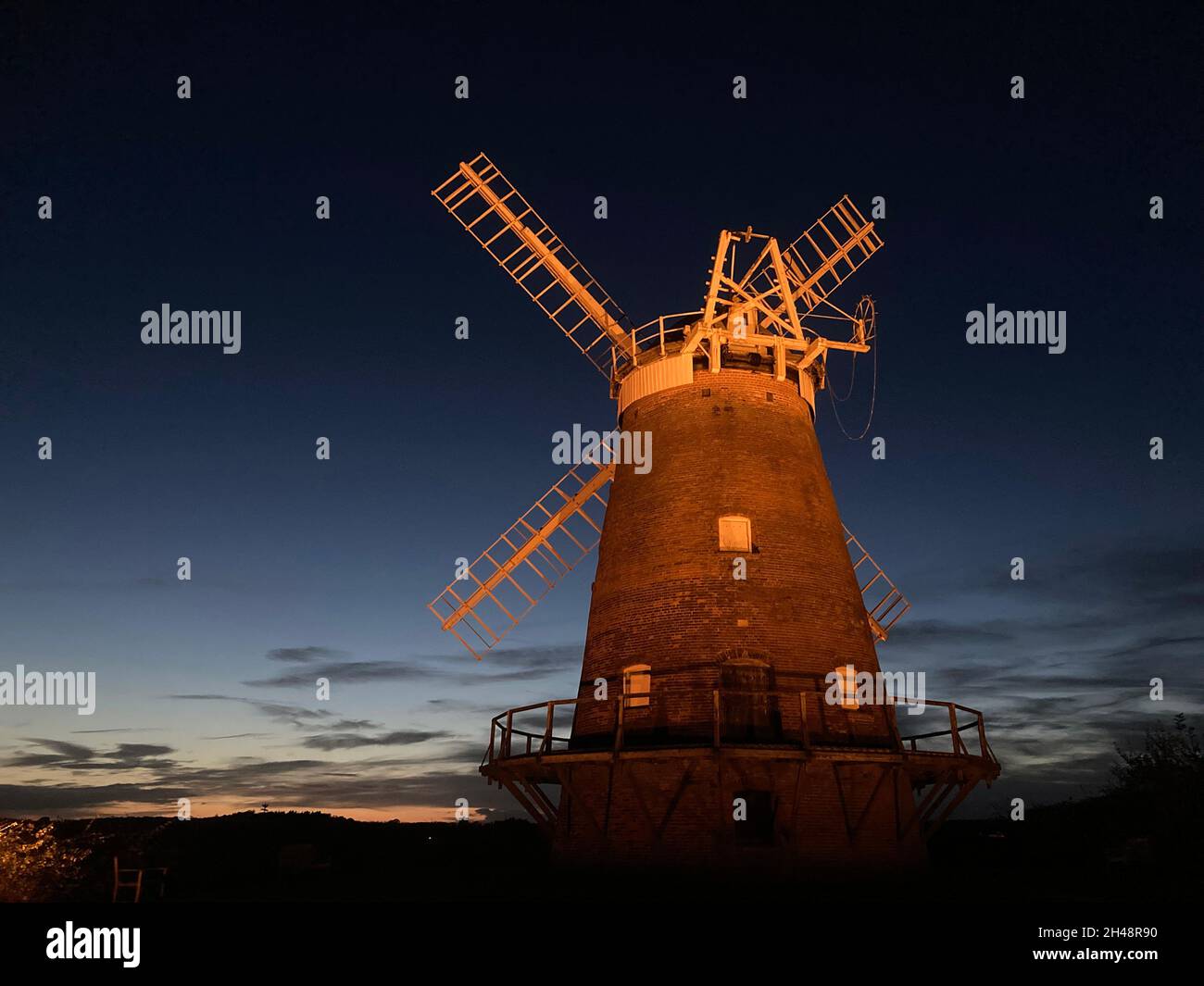 Thaxted Essex England John Webbs Windmill at Dusk photo Brian Harris 28 oct 2021 John Webb’s or Lowe’s Mill est une tour de Thaxte de grade II* Banque D'Images