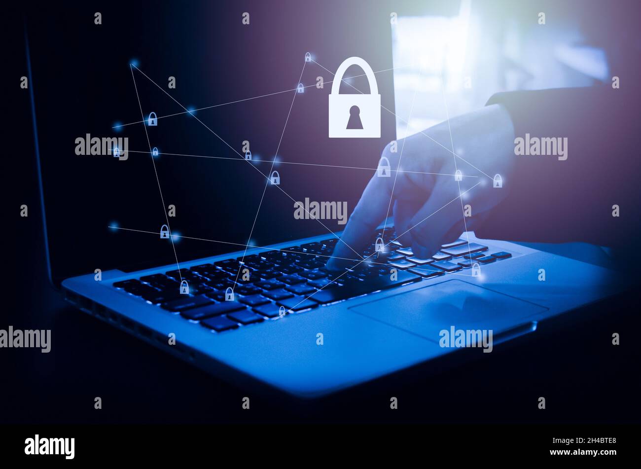 La protection de la cybersécurité du système informatique d'Internet est un concept.Les pirates utilisent la technologie numérique. Banque D'Images