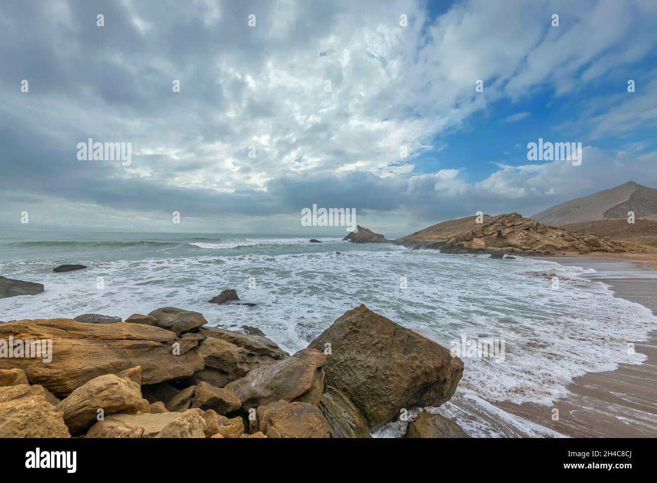 Kund Malir Beach, Makran route côtière Baloutchistan, Pakistan. Mise au point sélective Banque D'Images