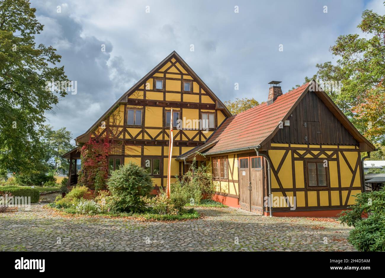 Haus in der Freilandsiedlung Gildenhall, Neuruppin, Landkreis Ostprignitz-Ruppin, Brandebourg, Allemagne Banque D'Images