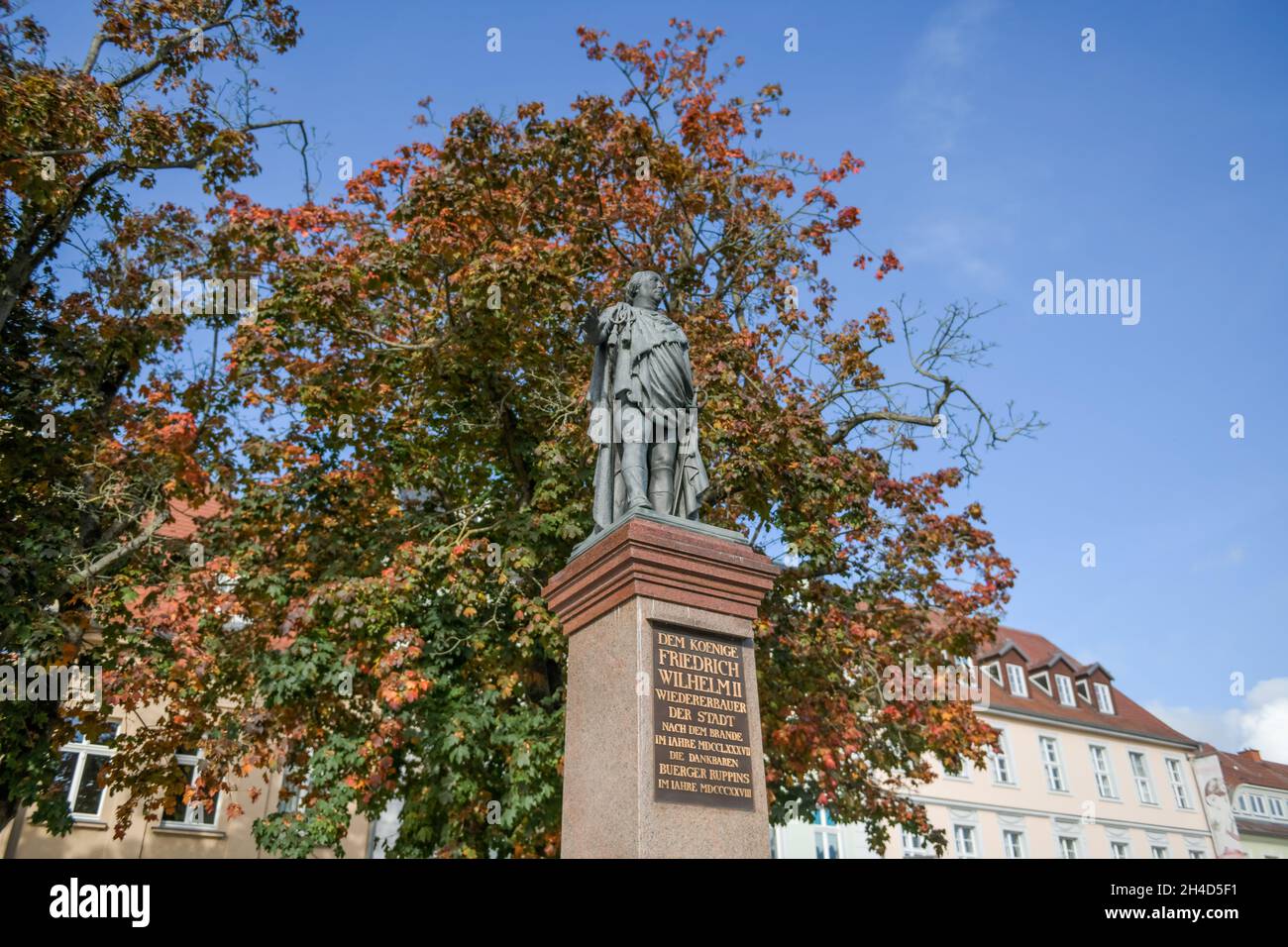 Denkmal König Friedrich Wilhelm II., Schulplatz, Neuruppin, Landkreis Ostprignitz-Ruppin, Brandebourg, Allemagne Banque D'Images