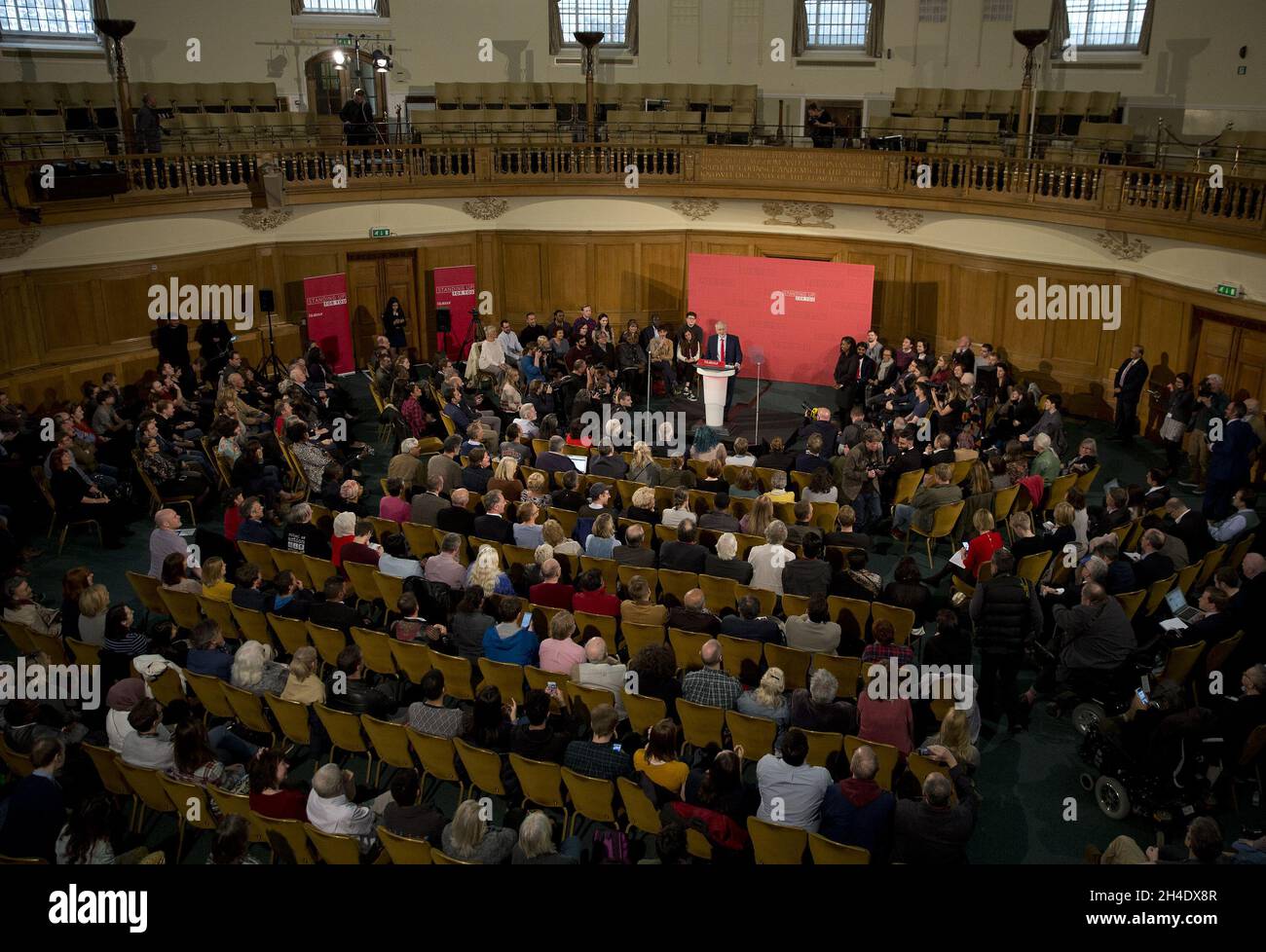 Jeremy Corbyn donne son premier discours à Westminster pour commencer la campagne électorale avant l'élection SNAP annoncée cette semaine par la PM Theresa May le 8 juin.Photo datée du jeudi 20 avril 2017.Crédit photo devrait se lire: Isabel Infantes / EMPICS Entertainment Banque D'Images