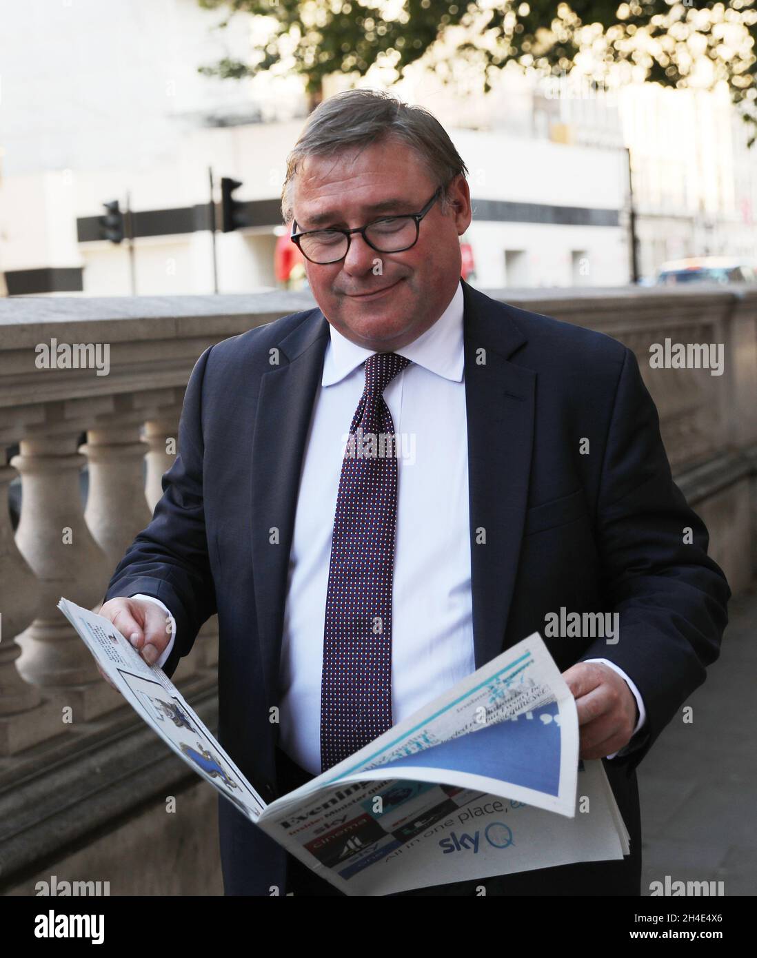 Mark François marche à Whitehall dans la soirée avant l'annonce de demain du prochain Premier ministre britannique pendant la course à la direction conservatrice.Photo datée du lundi 22 juillet 2019.Crédit photo devrait se lire: Isabel Infantes / EMPICS Entertainment. Banque D'Images