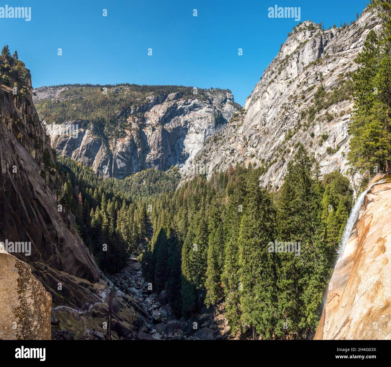 Paysage alpin du parc national de Yosemite, États-Unis Banque D'Images