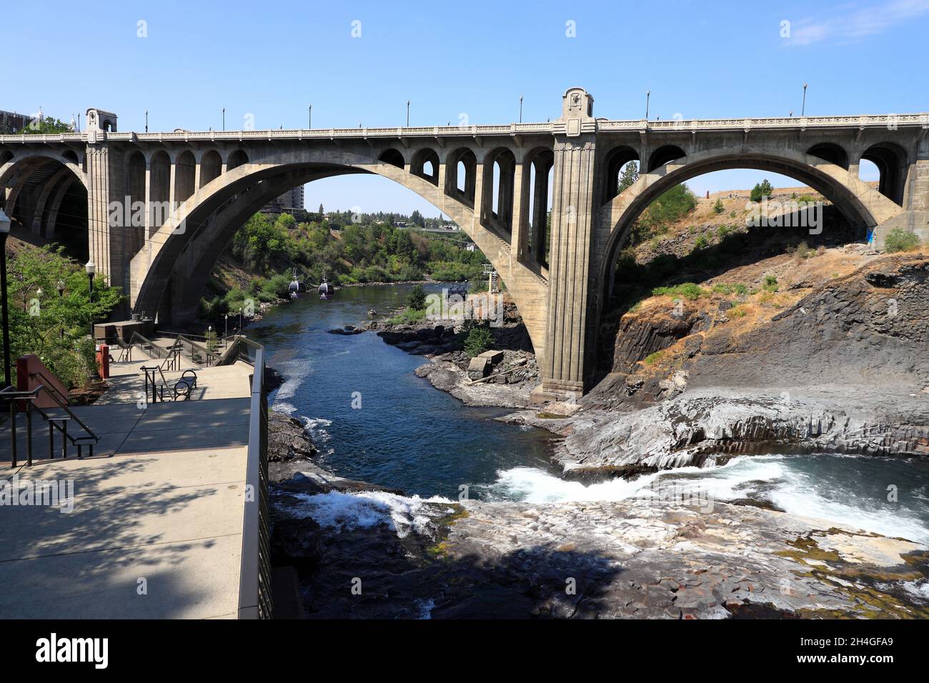 Vue sur Monroe Street Bridge depuis Huntington Park.Spokane.Washington.USA Banque D'Images