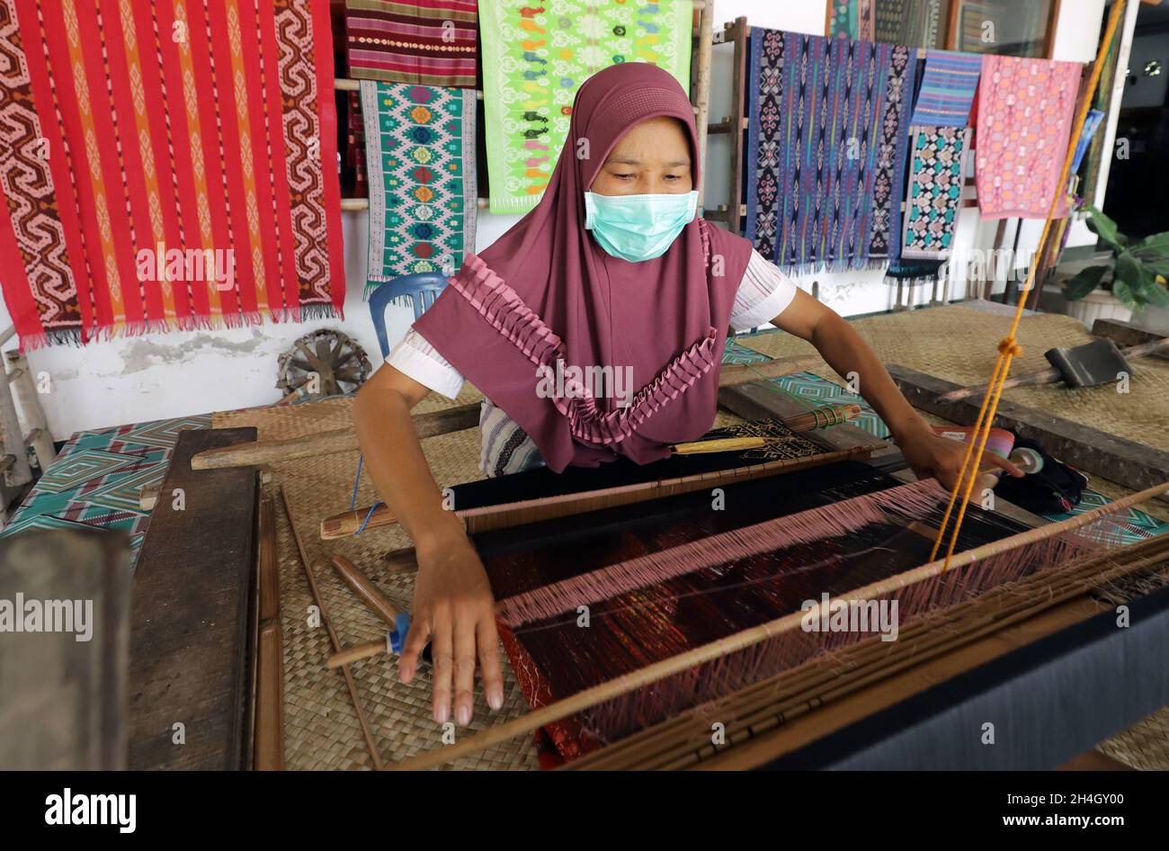 Nusa tenggara timur Banque de photographies et d'images à haute résolution  - Alamy