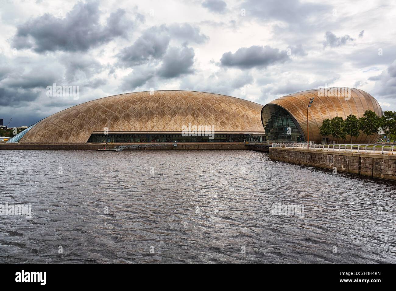 Centre scientifique de Glasgow et cinéma IMAX, architecture moderne, Clyde Waterfront Regeneration, Glasgow, Écosse,Royaume-Uni Banque D'Images
