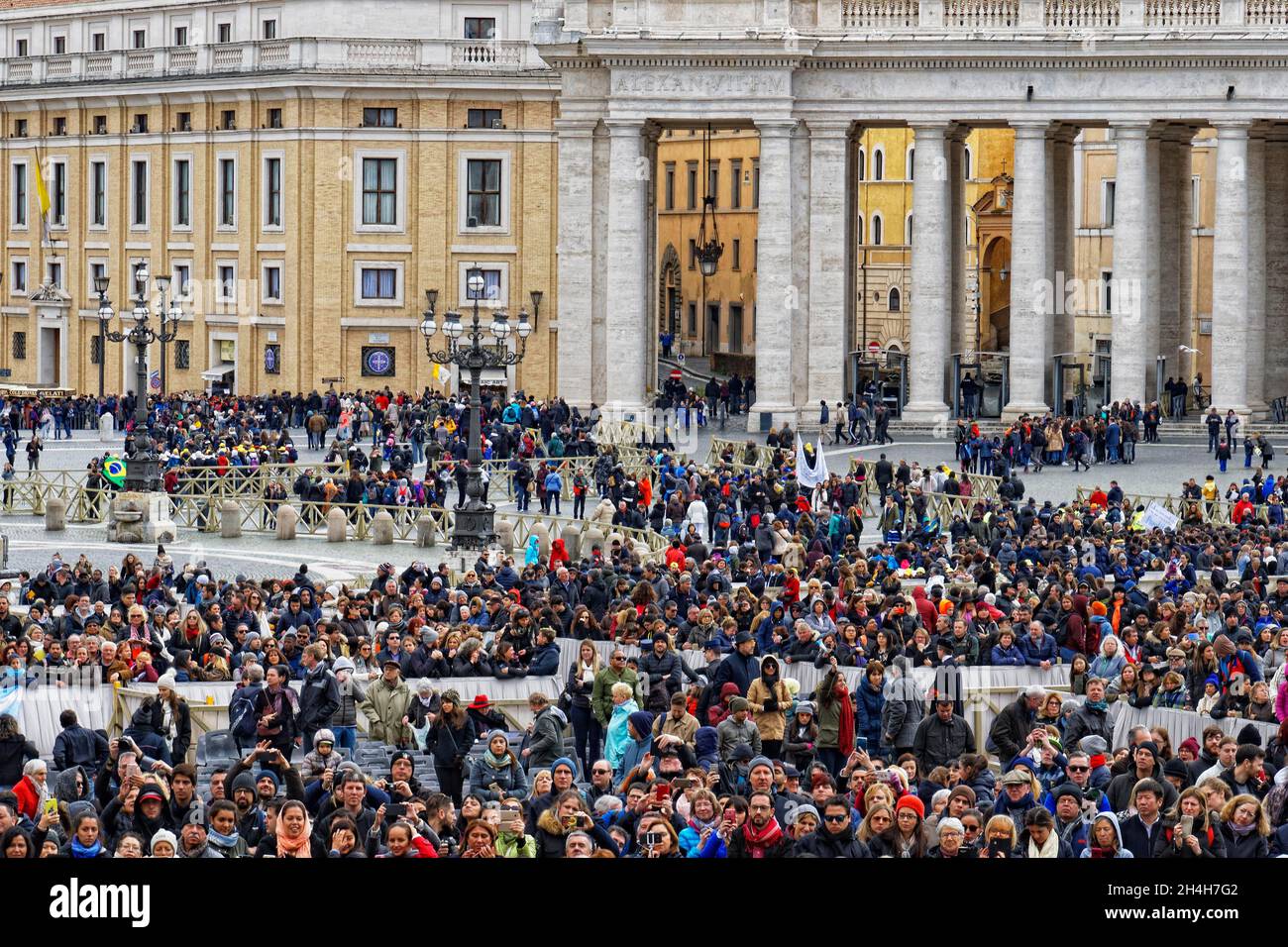 Place Saint-Pierre pendant l'audience papale, Vatican, Rome, Italie Banque D'Images