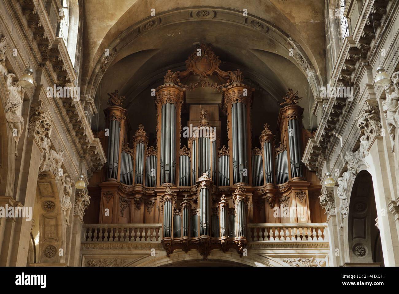 Grand orgue de la Cathédrale de Nancy (Cathédrale notre-Dame-de-l'Annonciation de Nancy) à Nancy, France.L'orgue a été construit par le constructeur français d'orgue Nicolas Dupont entre 1756 et 1763. Banque D'Images