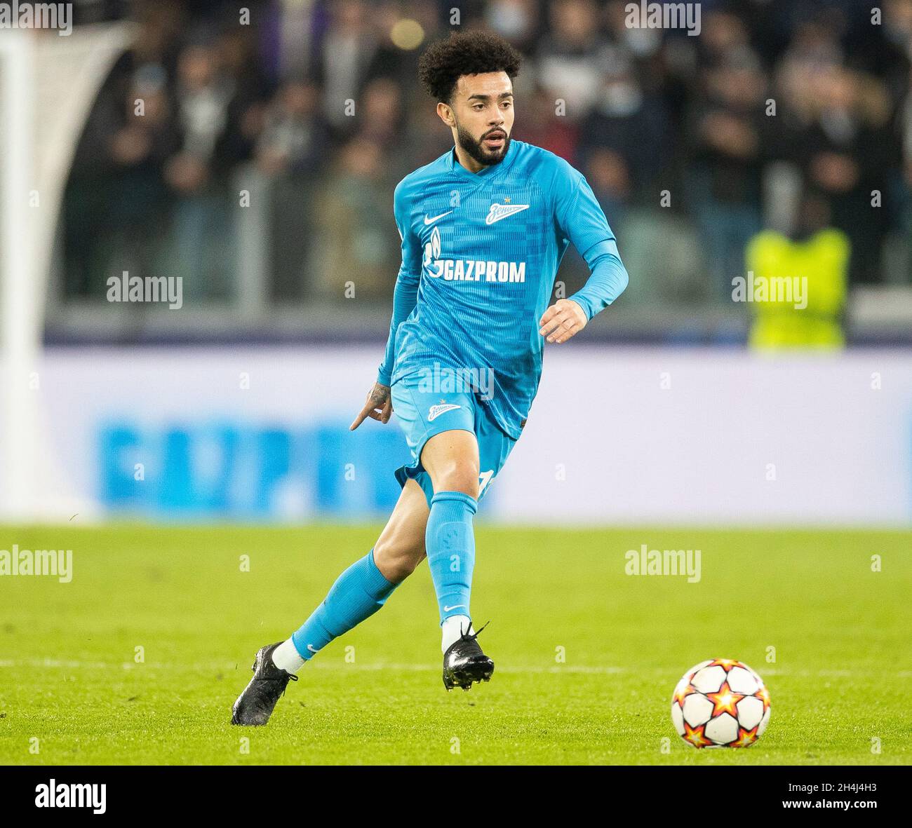 TURIN, ITALIE - NOVEMBRE 02 : Claudinho de Zenit Saint-Pétersbourg lors du match H de la Ligue des champions de l'UEFA entre Juventus et Zenit Saint-Pétersbourg le 2 novembre 2021 à Turin, Italie.(Photo par MB Media) Banque D'Images