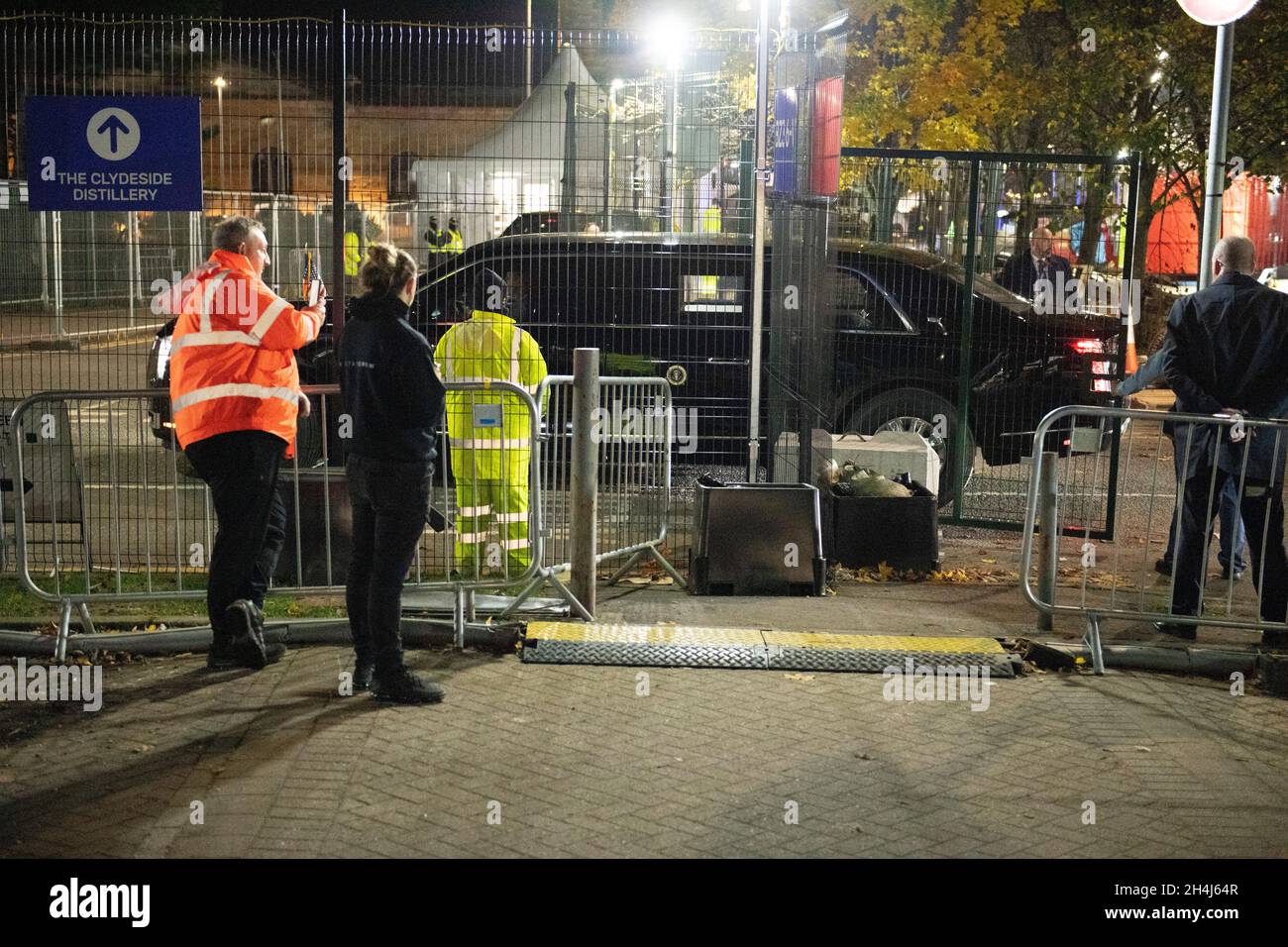 Glasgow, Écosse, Royaume-Uni.2 novembre 2021 EN PHOTO : la voiture du président américain Joe Biden AKA « la Bête » a été vue en place après le 46e discours de la conférence de presse du président américain en vue de son retour aux États-Unis depuis l’aéroport d’Édimbourg., vu à COP26.Crédit : Colin Fisher Banque D'Images