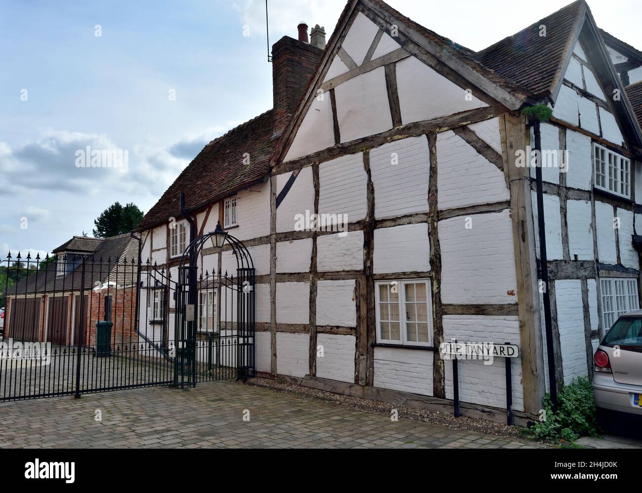 Ancienne maison traditionnelle en bois de chêne encadrée de briques entre poutres, Henley-in-Arden, Warwickshire, Royaume-Uni Banque D'Images