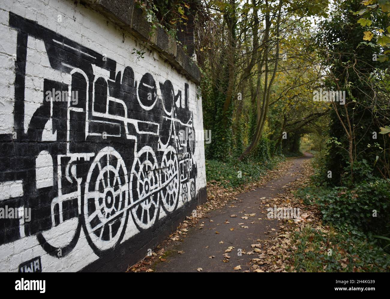 Murale en train de Bill Billings à côté du canal de Grand Union à Wolverton. Banque D'Images