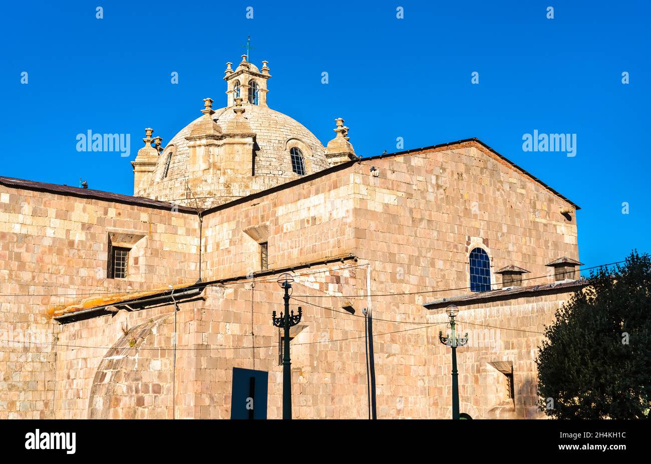 Vue sur la cathédrale de Puno au Pérou Banque D'Images
