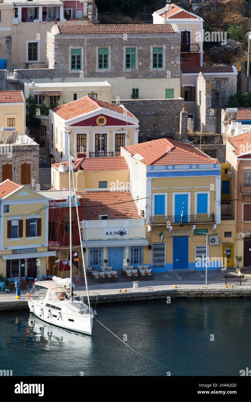 Port de Gialos, île Symi (Simi), Groupe des îles Dodécanèse, Grèce Banque D'Images