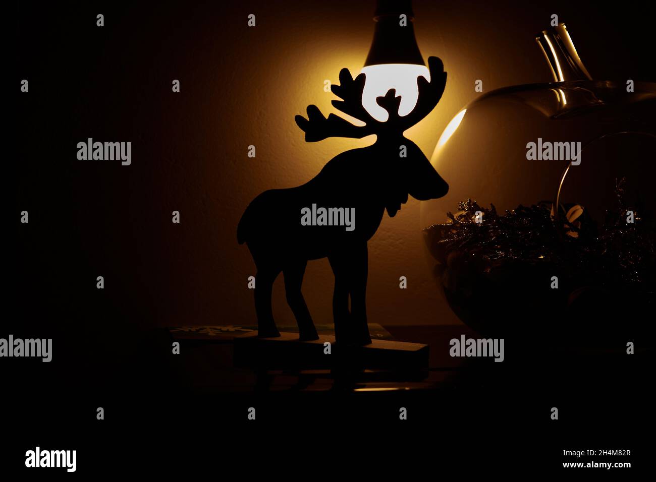 Silhouette d'une décoration de Noël en forme de renne Banque D'Images