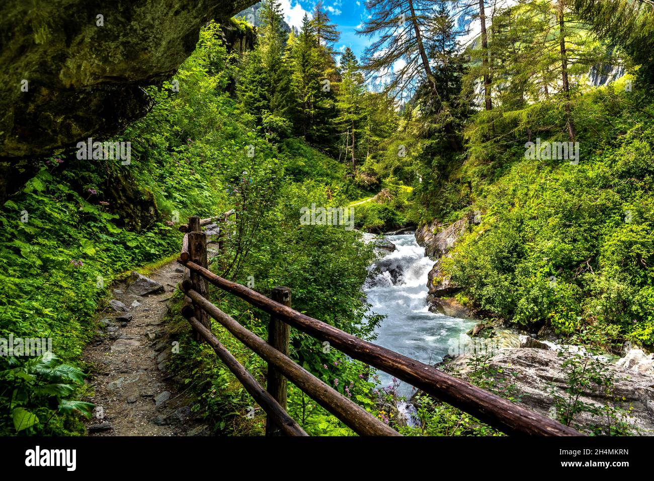 Cascada de umbalfaelle Banque de photographies et d’images à haute résolution Alamy