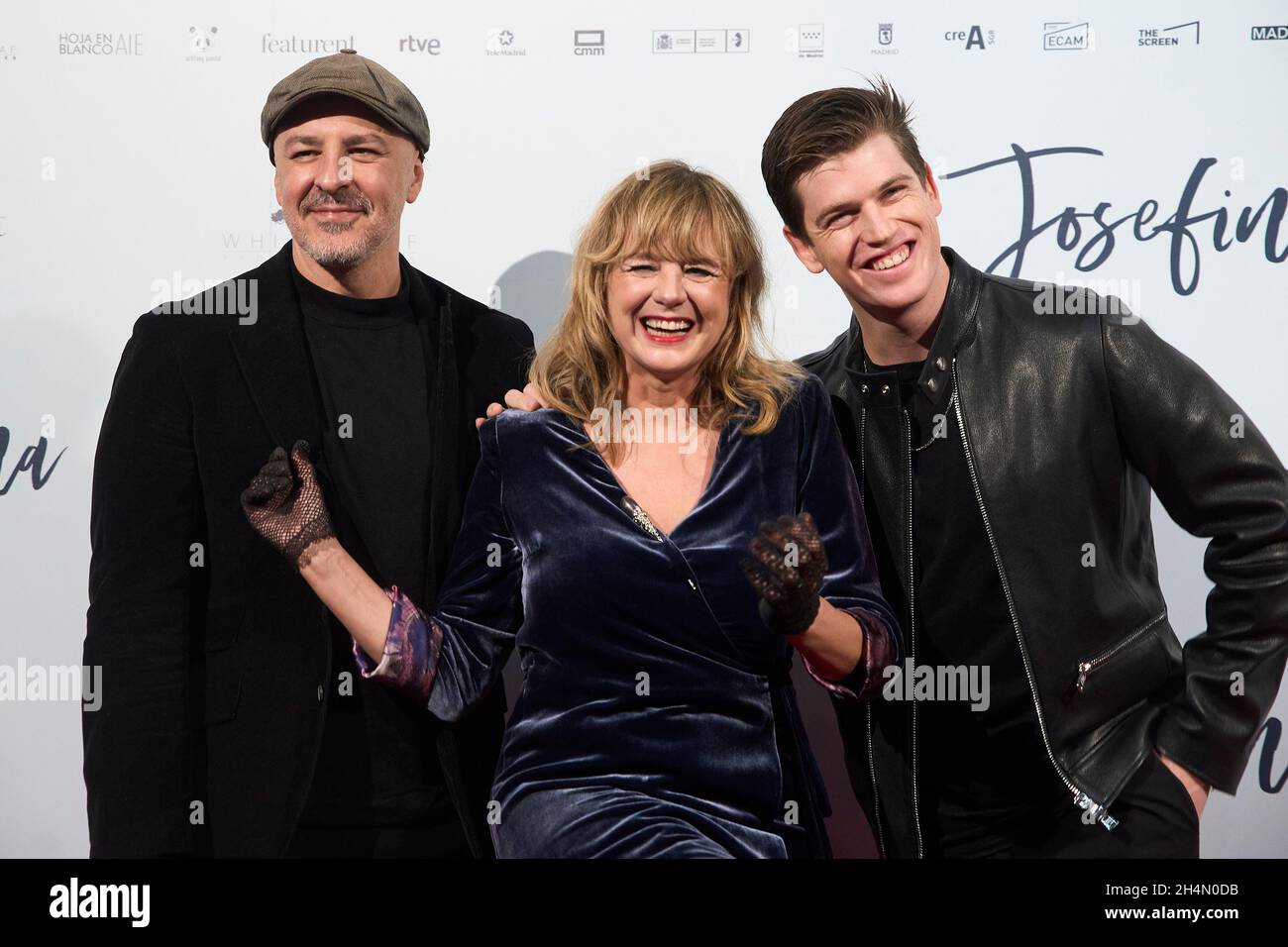 Madrid.Espagne.20211103, Roberto Alamo, Emma Suarez, Miguel Angel Bernardeau participe à la première de «Josefina» au cinéma Palacio de la Prensa le 3 novembre 2021 à Madrid, Espagne crédit: MPG/Alay Live News Banque D'Images