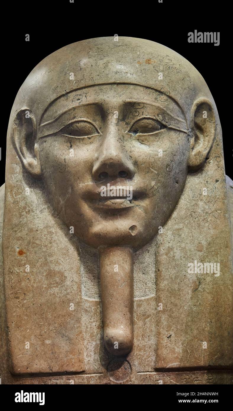 Ancien sarcophage en pierre égyptienne ptolemaien cercueil d'Iymhetep, 4e - 1er cent AD, calcaire.Musée du Louvre inv D12 ou N348.Calcaire.Longueur: 184 c Banque D'Images