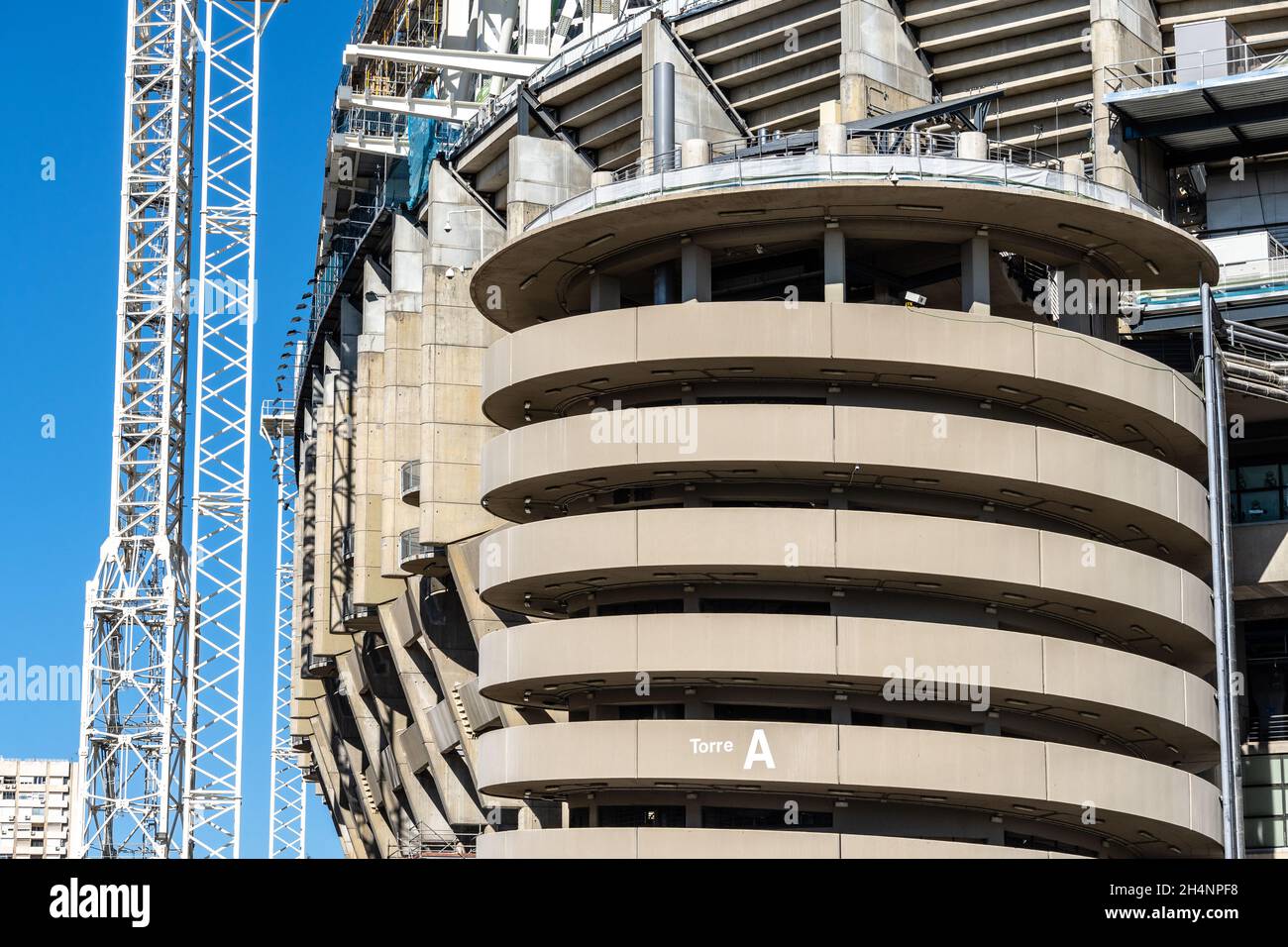 Madrid, Espagne - 12 septembre 2021 : rénovation du stade Santiago Bernabeu Real Madrid.Travaux de construction Banque D'Images