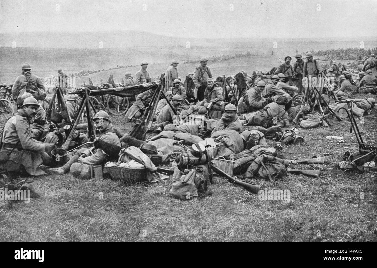 Soldats français reposant dans un bivouac, Verdun, département de Meuse, 1916, France Banque D'Images