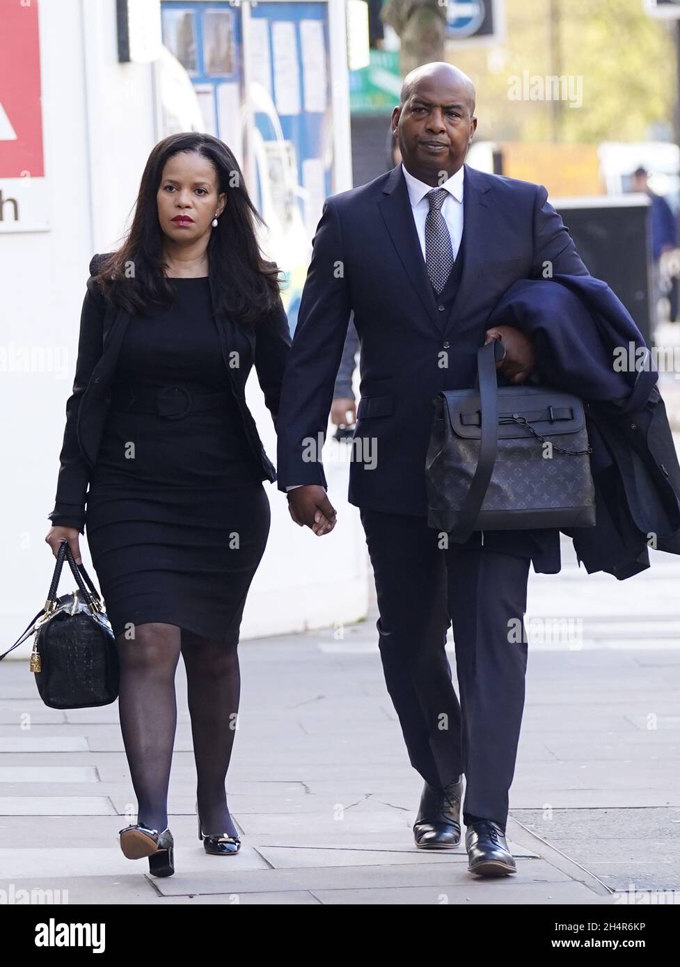 Claudia Webbe, députée de Leicester East, arrive au tribunal des magistrats de Westminster, à Londres, pour avoir prononcé une sentence après sa campagne de harcèlement contre Michelle Merritt.Date de la photo: Jeudi 4 novembre 2021. Banque D'Images