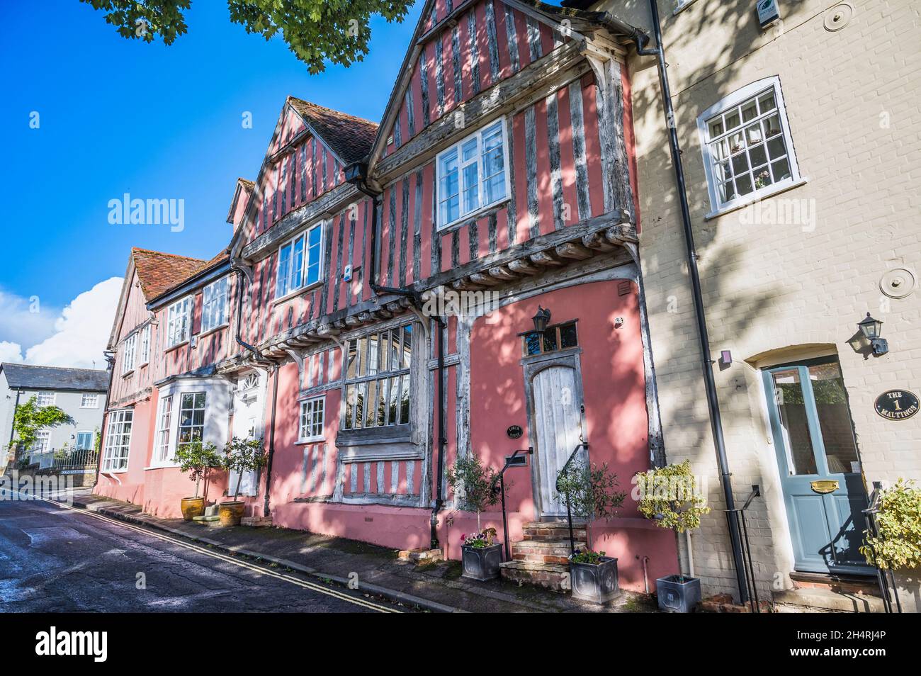 Ce bâtiment médiéval à pans de bois est l'école que l'artiste John Constable a fréquentée dans le village de Levenham dans le comté anglais de Suffolk Banque D'Images