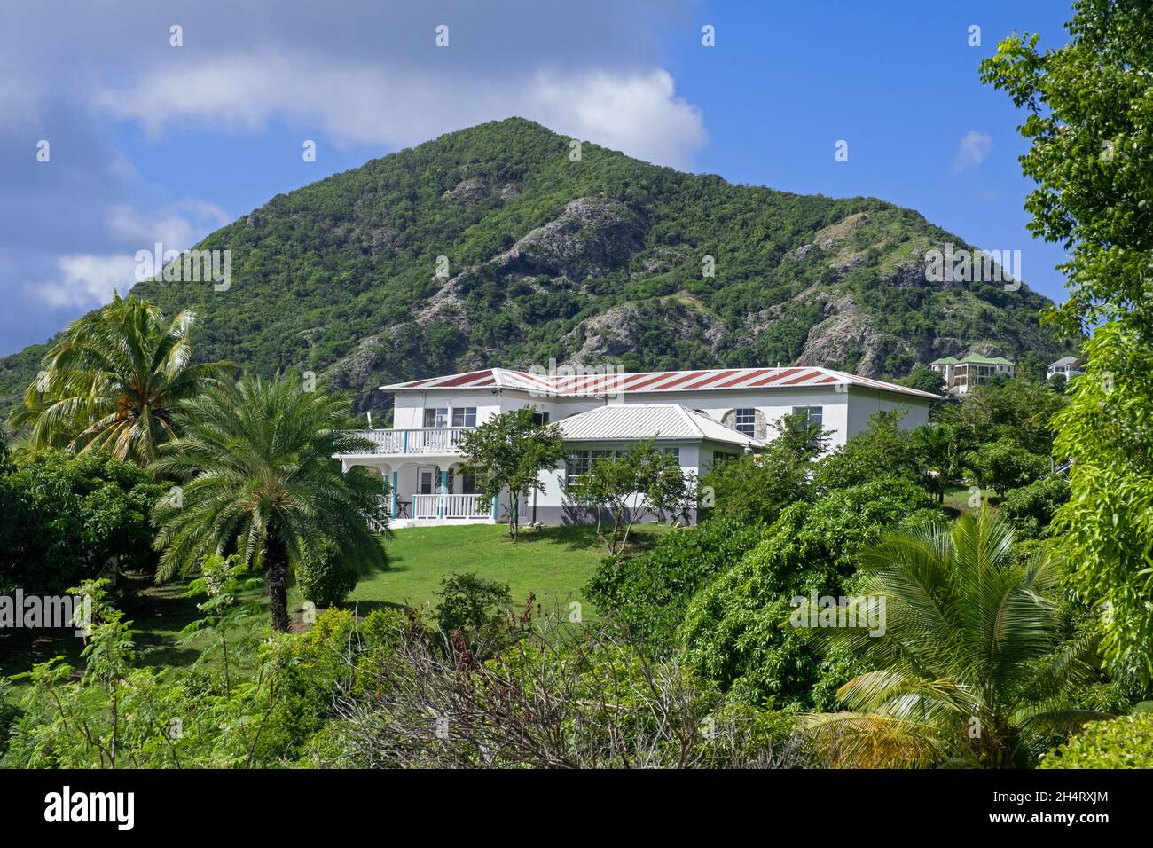 Luxueuse demeure le long de la côte sud de l'île Antigua, Petites Antilles dans la mer des Caraïbes Banque D'Images